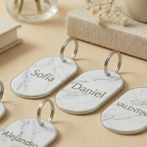 llavero de aluminio personalizado con nombre